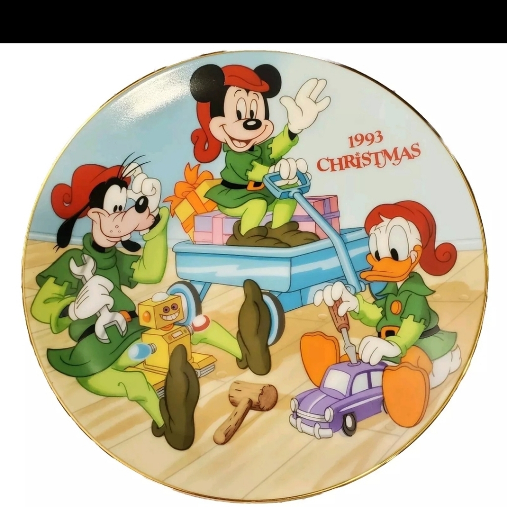 Disney Plate "Christmas 1993 Santa's Workshop" Limited Edition